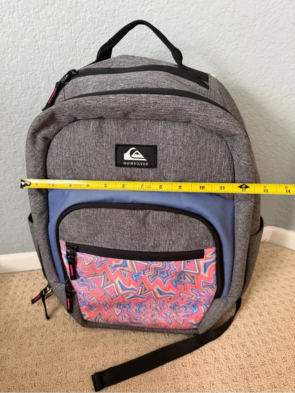 Quiksilver Gray Schoolie Cooler Backpack & Pink Patterned Pocket Laptop Sleeve